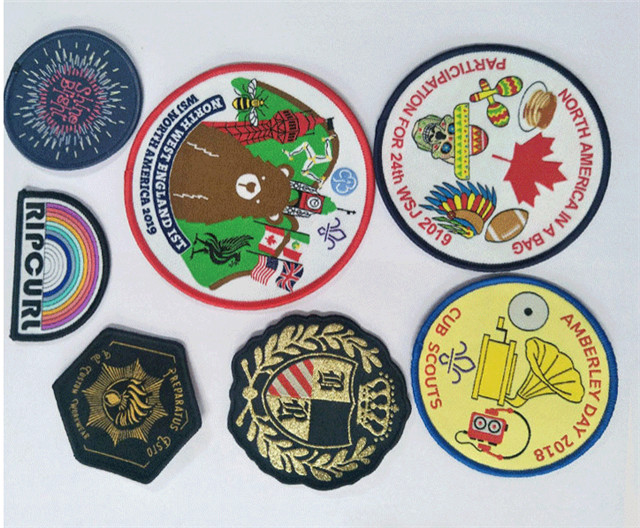 Fashion Embroidery Badges Wholesale Adhesive Stickers Patch for Clothing Computer Embroidery Badges