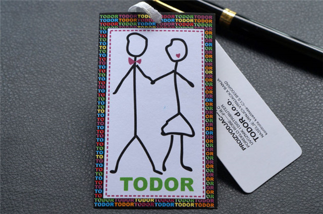 Custom Grade A 350-700GSM Coated Paper Tags Fashion Colorful Print Swing Tag