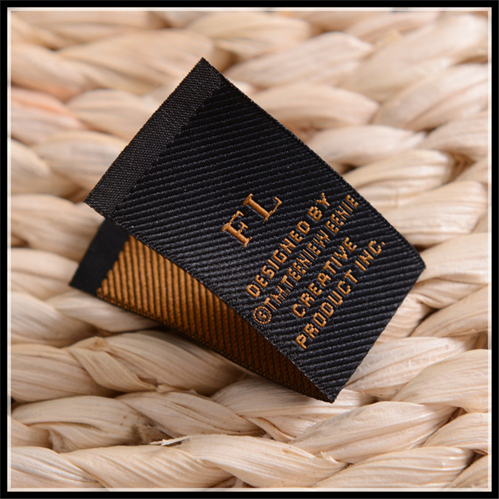 Manufacturer Wholesale Custom Designed Embroidered Woven Label For Garment 