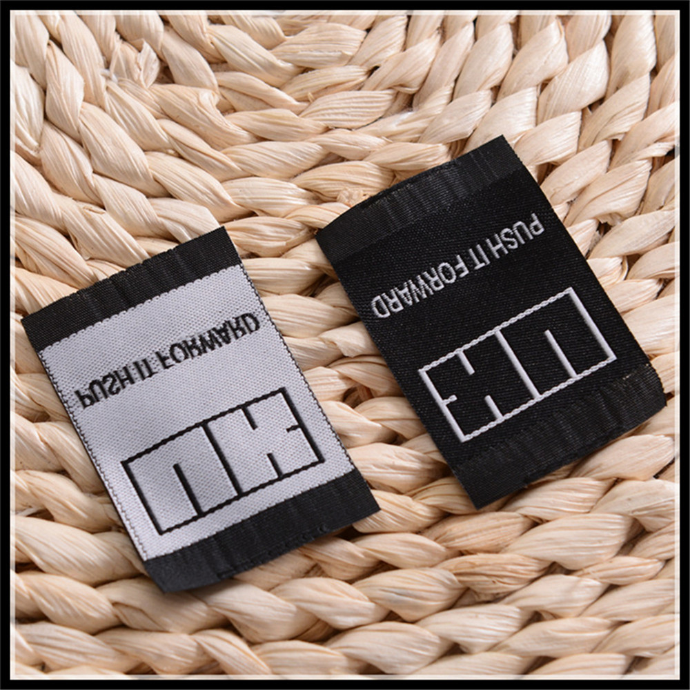 Manufacturer Wholesale Custom Designed Embroidered Woven Label For Garment 