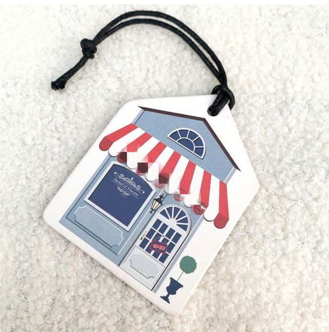 Eco Friendly UV Paper Hangtags Clothing Hanging Tag For Costumes