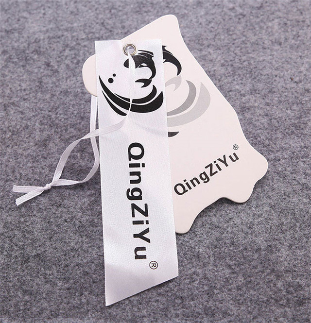 Factory Direct Selling Clothing Tag Men And Women Wear Tag Custom Clothing Trademark Hot Stamping Plastic Card Custom